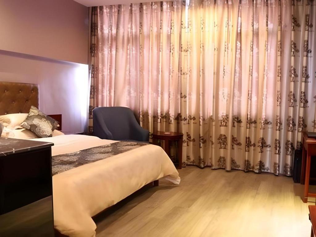 Fulante Theme Hotel จางเจียเจี้ย ภายนอก รูปภาพ